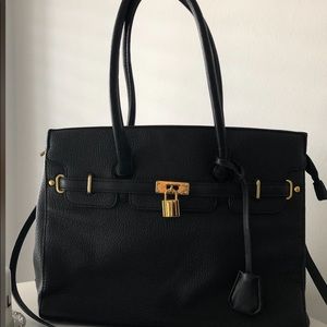 Adrienne Vittadini Handbag